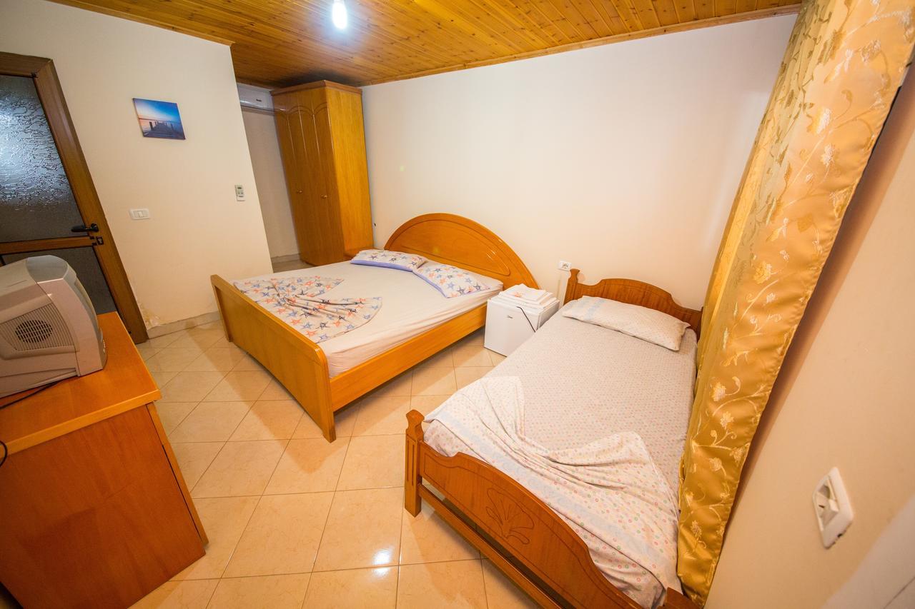 Isi Rooms Vlore Exterior photo