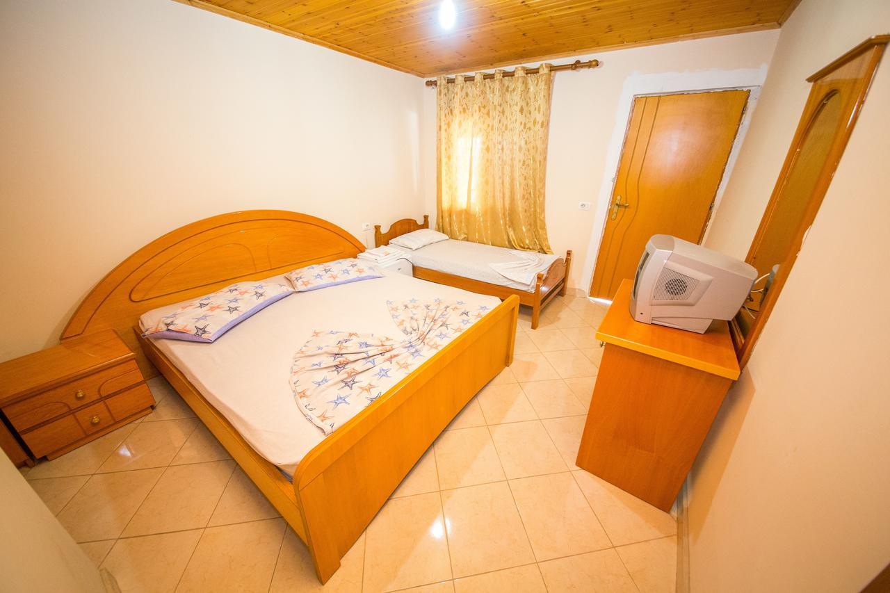 Isi Rooms Vlore Exterior photo